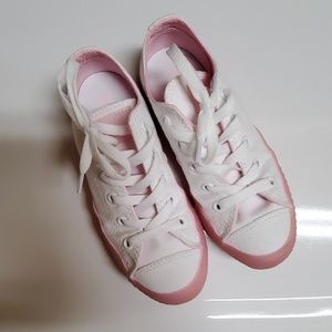 Girls converse shoes